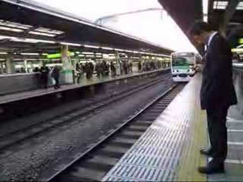 山手線E231系･池袋到着1