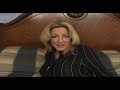 GRANDMAN RUBBING HER LONG SEXY LEGS AND UNDRESSING