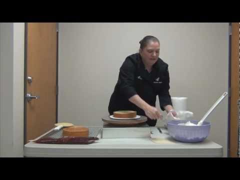 how to whiten buttercream icing