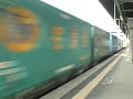 EH500 ECOPOWER Kintarou that pulls container car.
