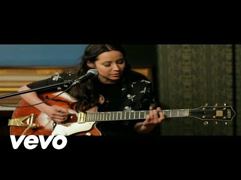 Nerina Pallot - Put Your Hands Up (Acoustic Version)