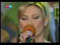 Tu��e Becerikli   Ask cemberi sarmis dort bir yanimi
