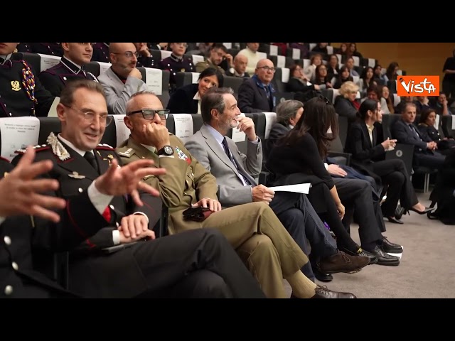 Giornata ricordo caduti militari, Fontana (Lombardia) premia 14 scuole per meriti civili