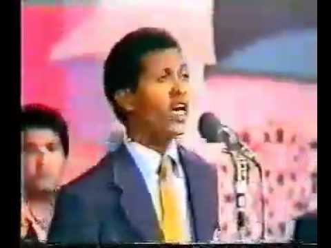 Hasan Adan Samatar by Ahmed idaawaqaca.flv