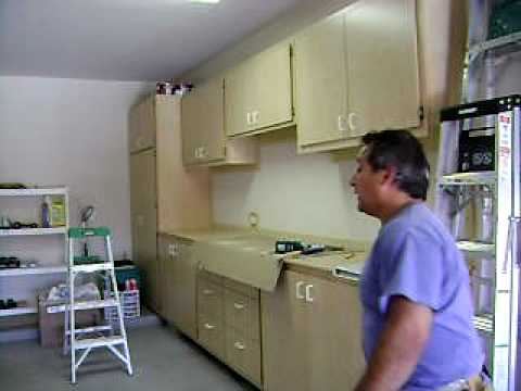 how to build garage cabinets