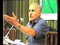 سوال دانشجو از دکتر عباسی در مورد جنگ و جواب دکتر به این دانشجو و داد زدن دانشجویی برای بر عم زدن نظم جلسه