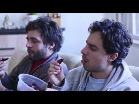 Inverno - Elenco: Cristiano Godinho, Gisela Sparremberger, Juliana Thomaz e Lucas Sampaio Roteiro: Alexandre Kazuo, Eduardo Boldrini, Gabriel Costa Ijuí, Guilherme Pos...
