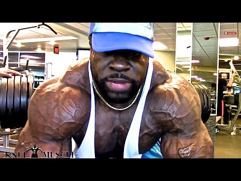 525 LB Bench Press - Kali Muscle + The Beast