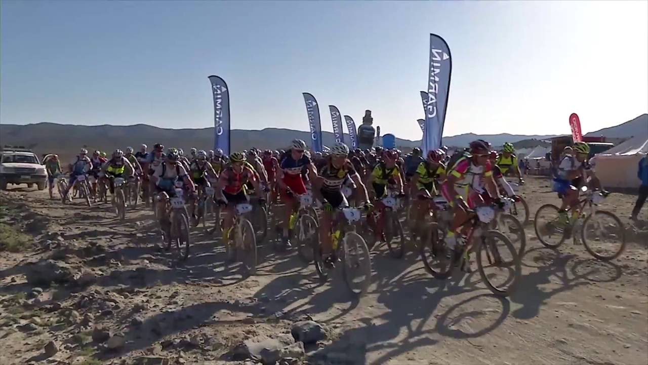 Gaes Titan Desert by Garmin 2017