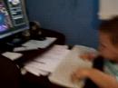 bruno jogando pimbal bruno jogando pimbal