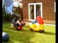 videos de Jackass Stunt(Jumping Car and Tractor)