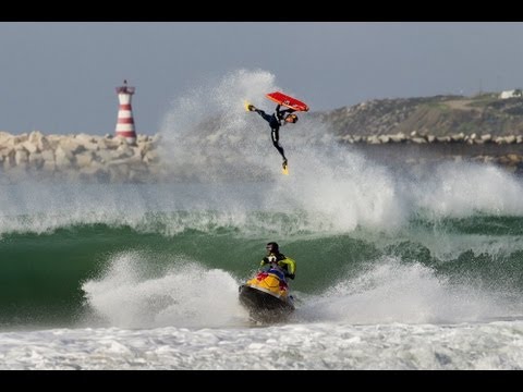surf - Bodyboard vs Surf. This is the motivation behind the Red Bull Tow Out Session where Hugo Pinheiro and Vasco Ribeiro go head to head doing their thing. Betwee...