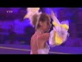 Dancing On Ice - Froukje de Both dancing on Copacabana