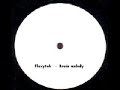 good track by 'floxytek' from 'la riposte 04' 

label : le diable au corps

a side : rocketmaster
b side : brain melody