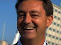 intervista ad alessandro vismara presidente dei cantieri navali vismara dove illustra l'attuale mercato delle imbarcazioni con i suoi problemi e descrive le principali caratteristiche di produzione delle navi costruite nei loro cantieri, connubio tra bellezza e sportivit�, la tradizione del legno e l'innovazione dell'hight tech per navigare in leggerezza. servizio di nicola giordanella e stefano risso, riprese e montaggio di lorenzo zeppa (www.xeniaproductions.it)