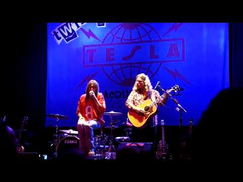 ~Modern Day Cowboy~Twisted Wires Tour~HOB Houston Texas~111311