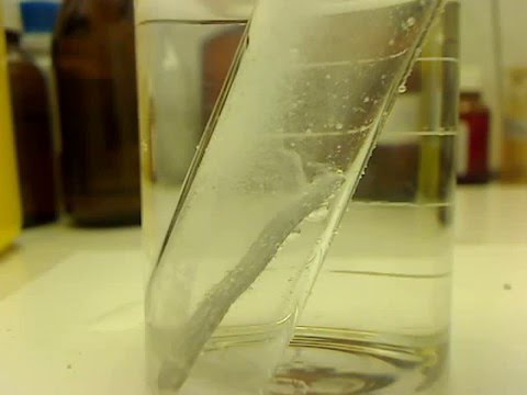 how to react aluminum with water