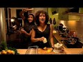 Kapinga & Sister: Sing and cook!