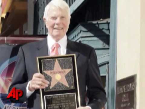 'Mission: Impossible' Star Peter Graves Dies