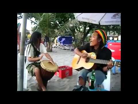 Amazing Street Musicians in Bali Sing a song REGGAE, Th ...