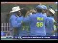 Kartik Bowls Dilshan