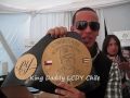 - Regalo del Fansclub Oficial King Daddy LCDY Chile para Daddy Yankee
