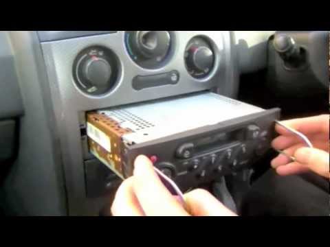 how to fit a cd player in a renault clio