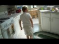 videos de Jacob and Ben run around the house 20JUN2009