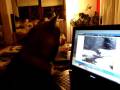 Czarastro beim Fernsehen