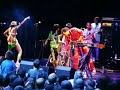 concert in f�te de gen�ve (switzerland), parc lagrange ella fitzgerald scene july 27th 2006.
at the begining of the video you can see young omorinmade anikulapo kuti playing saxophone.
he's femi's son and also fela's grandson. it's a family affaaiiiiir!