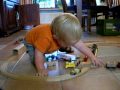 Caz speelt 