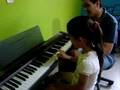 videos de MARIANNA EN LA CLASE DE PIANO
