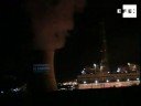 Greenpeace proyecta en chimeneas As Pontes imágenes cambio climático .
