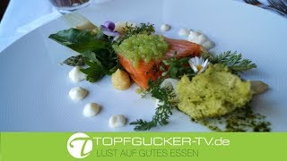 Lauwarm gebeizter Seesaibling mit Sallgaster Spargel und Wildkräutern Lauwarm gebeizter Seesaibling mit Sallgaster Spargel und Wildkräutern
