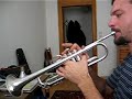 james bond   solo trompeta