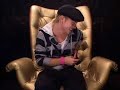 Sauli yksin lis�huoneessa