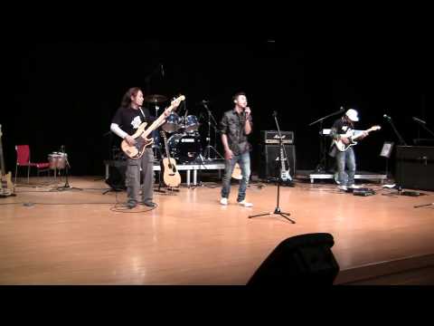 Gigi Kepastian Yang Kutunggu(cover) Hanae Band Gigi Kepastian Yang Kutunggu(cover) Hanae Band