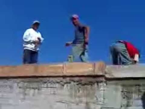 albañiles - Chequen estos albañiles.