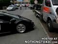 Conductor tonto choca su Lamborghini