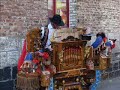 Maroilles : un orgue de barbarie sur la brocante Maroilles : un orgue de barbarie sur la brocante