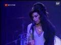10vor10 - Tragischer Auftritt von Amy Winehouse