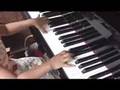 pianist (6years old girl):Mozart Sonata K330