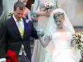 Queen's Eldest Grandson Weds at Windsor Castle