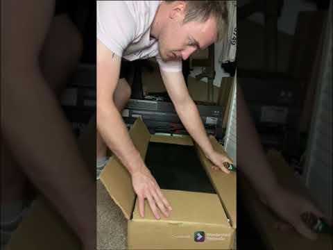 Minute Unboxing- Is this a joke? Evike Open Box Mystery Box Unboxing.
