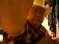 a cover of an old mac wiseman recording.  mac has been almost as much an inspiration to me as hank williams, sr.

i wonder how the old folks are at home
key of 