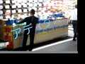 アディダス