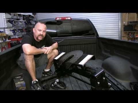 how to hitch fifth wheel