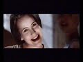 Ultra Bra - Tyttöjen välisestä ystävyydestä