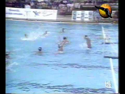 Andrei Kovalenko - http://elcuervowaterpolo.blogspot.com/