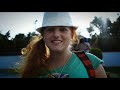 dziedātāja Agnia - videoklips dziesmai "Hello Hello"
